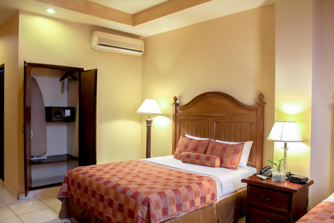 Hotel Monteolivos San Pedro Sula Exterior photo